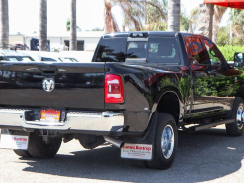 Used 2024 RAM 3500 Tradesman w/ Chrome Appearance Group AWD/4WD image 10