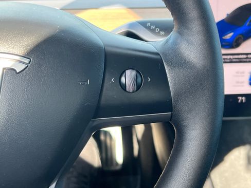 Used 2022 Tesla Model 3 Performance image 18