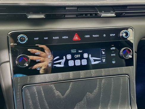New 2026 Genesis GV80 3.5T Prestige AWD/4WD image 13