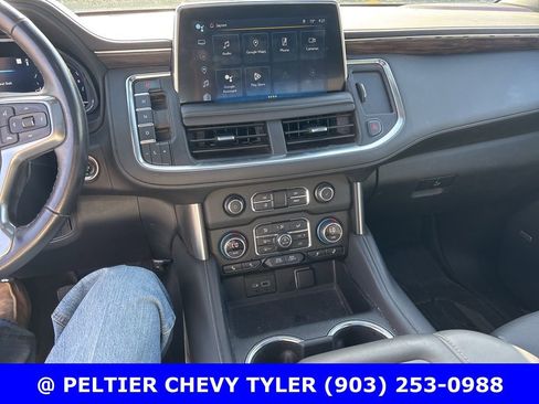 Used 2022 Chevrolet Tahoe Z71 w/ Luxury Package image 15