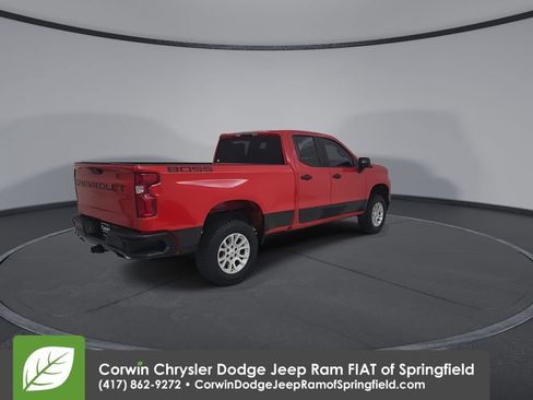 Used 2020 Chevrolet Silverado 1500 Custom Trail Boss w/ Custom Convenience Package AWD/4WD image 15