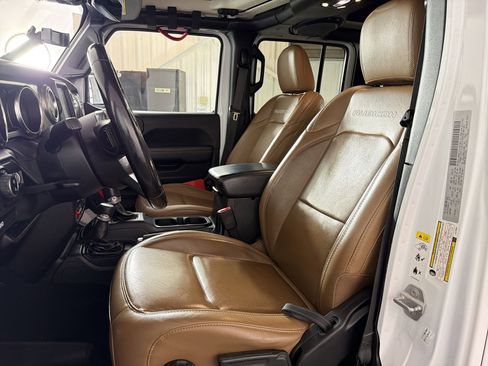 Used 2020 Jeep Gladiator Rubicon image 5