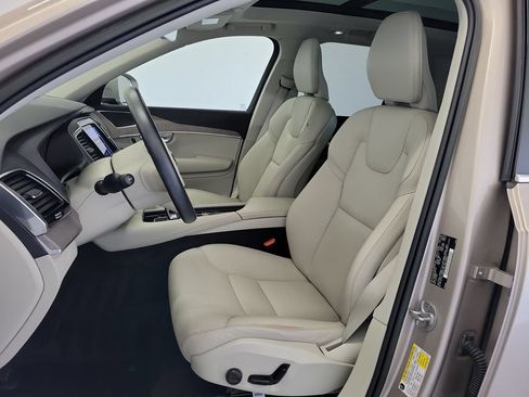 Used 2023 Volvo XC90 B6 Plus w/ Protection Package AWD/4WD image 21