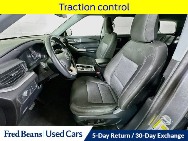Used 2022 Ford Explorer XLT AWD/4WD image 25