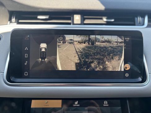 Used 2023 Land Rover Range Rover Evoque SE AWD/4WD image 12
