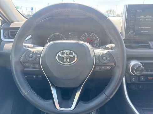 Used 2020 Toyota RAV4 XLE w/ Convenience Package image 15