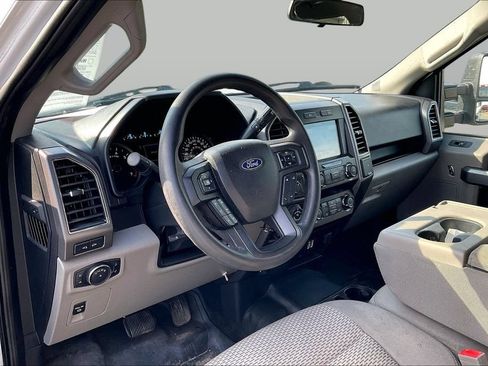 Used 2019 Ford F150 XLT w/ Trailer Tow Package AWD/4WD image 14