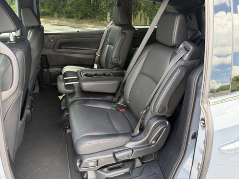 Used 2025 Honda Odyssey Sport-L image 10