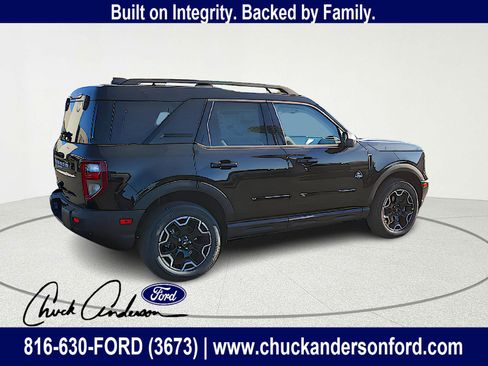 New 2025 Ford Bronco Sport Outer Banks AWD/4WD image 9