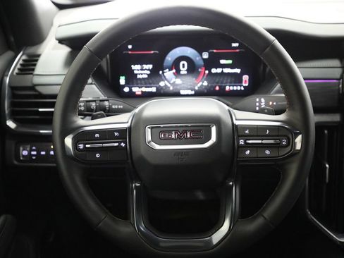 Used 2024 GMC Acadia AT4 w/ Luxury Package AWD/4WD image 3