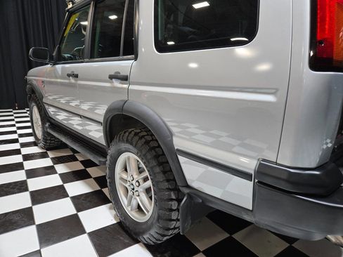Used 2004 Land Rover Discovery SE image 24