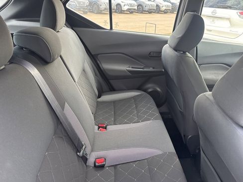 Certified 2019 Nissan Kicks S w/ Exterior Electronics Package image 17