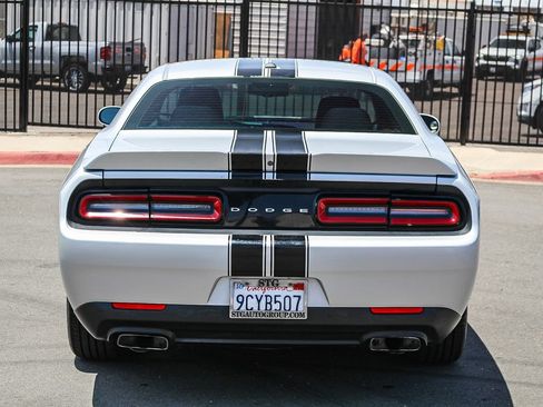 Used 2020 Dodge Challenger R/T RWD image 8