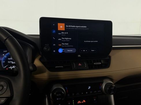 Used 2025 Toyota RAV4 Limited w/ Advanced Technology Package image 15