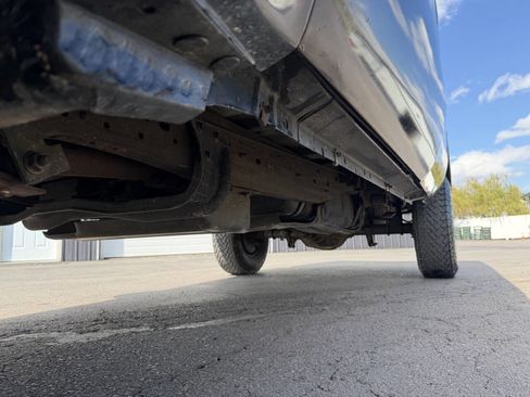 Used 2004 Ford F250 XLT AWD/4WD image 4