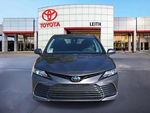 Used 2024 Toyota Camry LE image 2