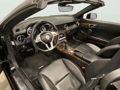 Used 2014 Mercedes-Benz SLK 250 image 16