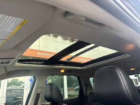 Used 2025 Nissan Pathfinder Platinum w/ Cargo Package FWD image 9