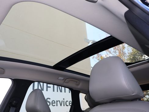 Certified 2023 INFINITI QX50 Sensory image 5