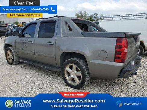 Used 2007 Chevrolet Avalanche LT image 3