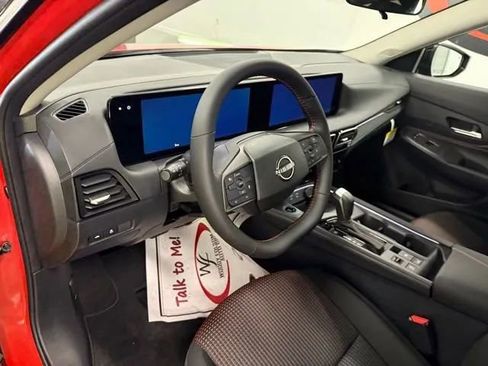 New 2026 Nissan Sentra SR image 12