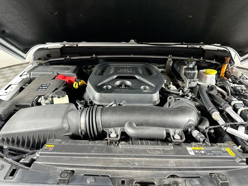 Used 2024 Jeep Wrangler Sahara w/ Technology Group image 31