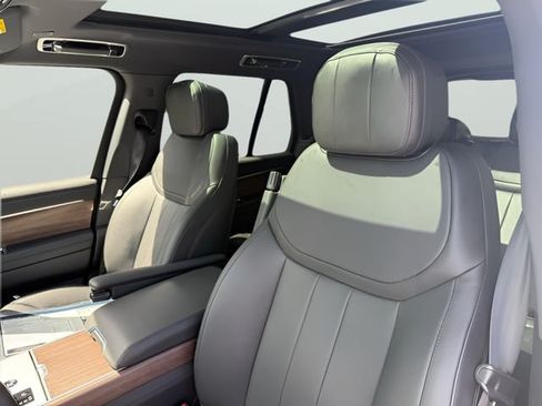 New 2026 Land Rover Range Rover SE AWD/4WD image 15