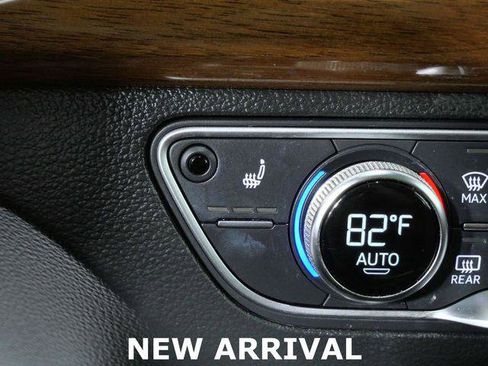 Used 2021 Audi Q5 2.0T Premium w/ Convenience Package image 23