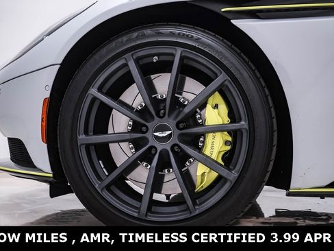Used 2021 Aston Martin DB11 AMR image 14