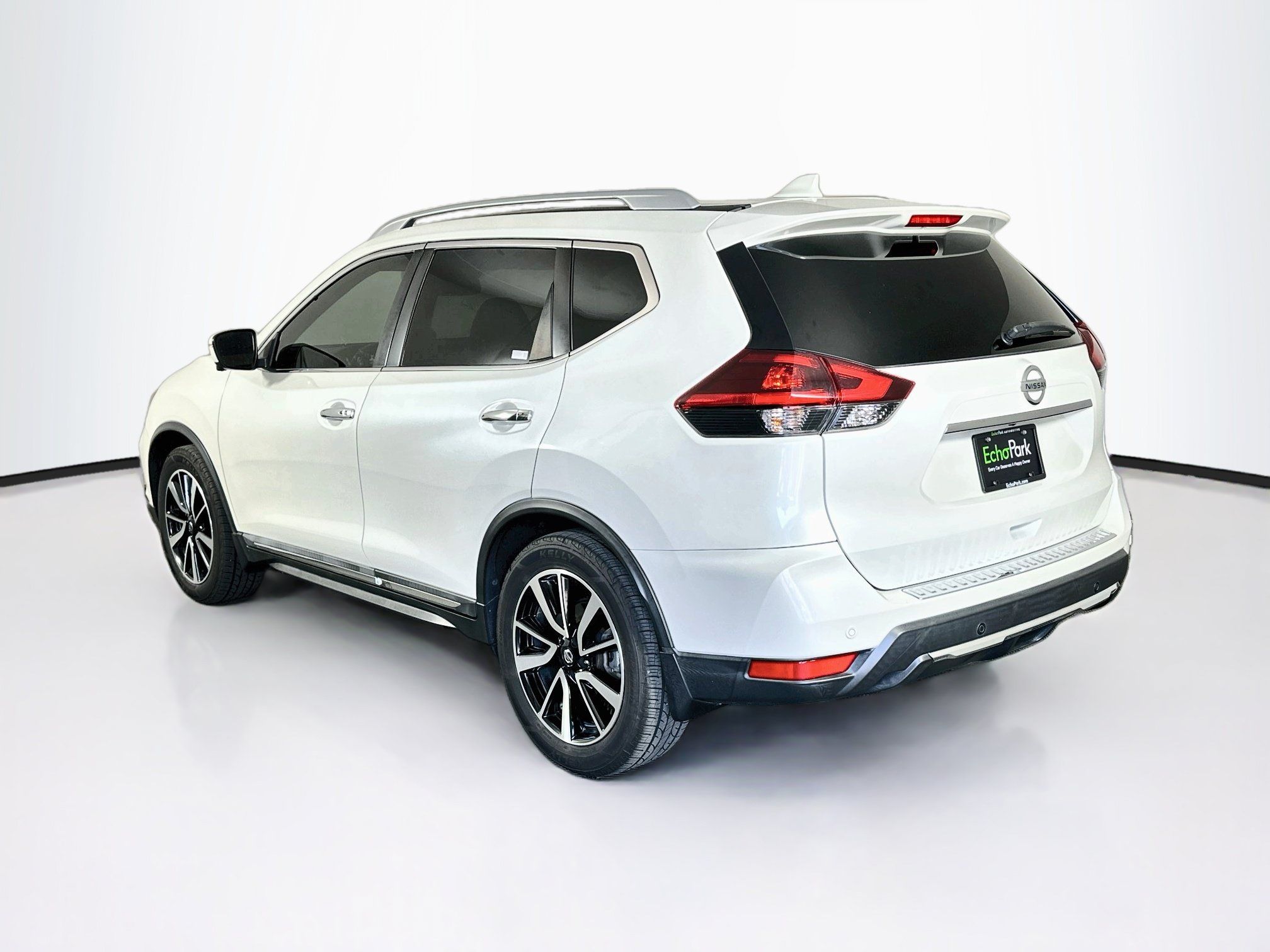 Used 2020 Nissan Rogue SL w/ Premium Package FWD image 5