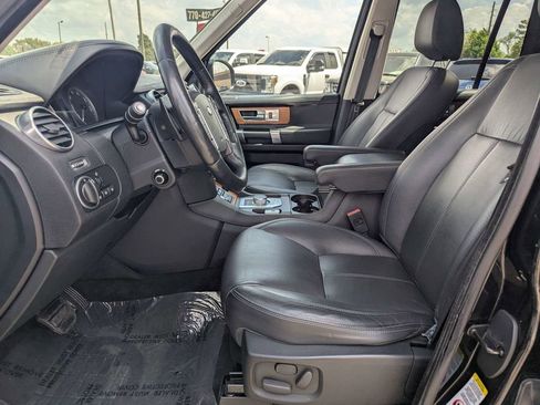 Used 2015 Land Rover LR4 HSE LUX image 20