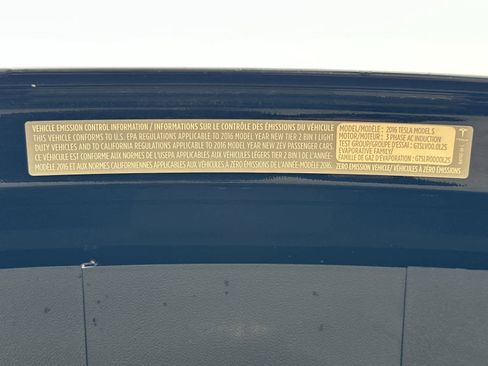 Used 2016 Tesla Model S 85D image 29