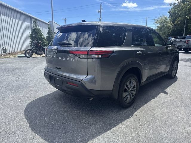 Used 2024 Nissan Pathfinder S w/ Cargo Package FWD image 5