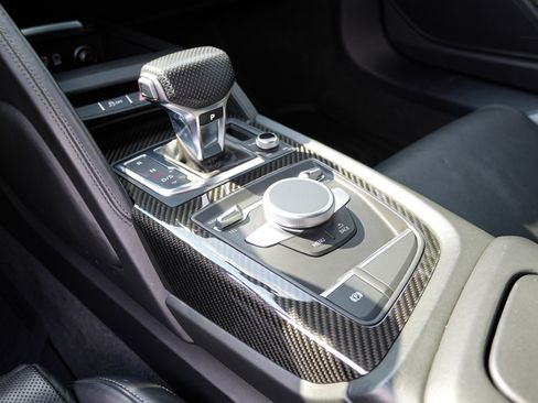 Used 2018 Audi R8 V10 plus AWD/4WD image 18