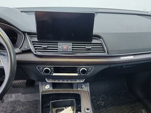 Used 2021 Audi Q5 Prestige w/ Prestige Package image 28