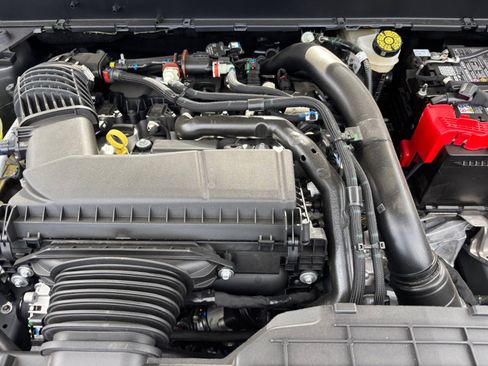 New 2025 Ford Maverick Lobo image 21