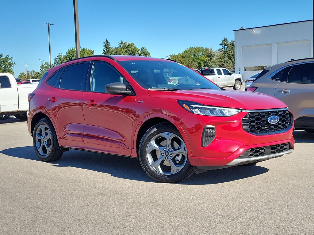 Used 2023 Ford Escape ST-Line w/ Tech Pack #1 FWD image 31