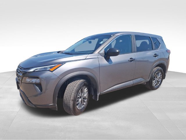 Certified 2026 Nissan Rogue S FWD image 4