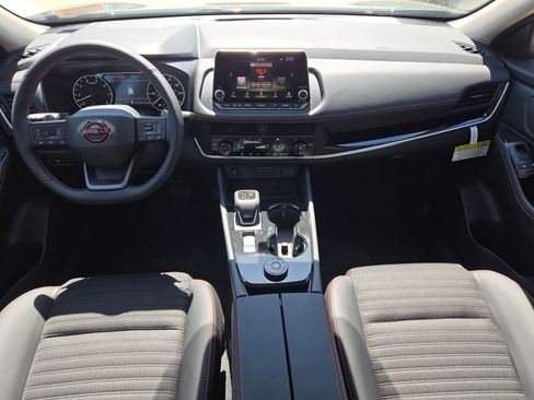 New 2026 Nissan Rogue SV AWD/4WD image 13
