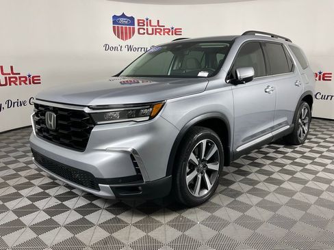 Used 2023 Honda Pilot Elite image 7