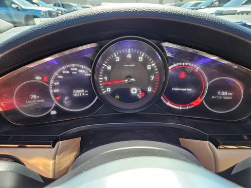 Used 2021 Porsche Cayenne Coupe AWD/4WD image 34