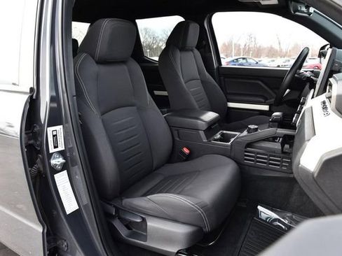 Used 2024 Toyota Tacoma TRD Off-Road image 21