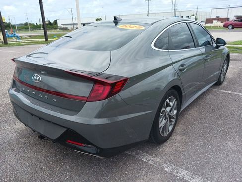 Used 2022 Hyundai Sonata SEL w/ Cargo Package FWD image 3