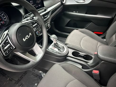 Used 2024 Kia Forte LXS image 12