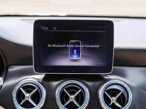 Used 2018 Mercedes-Benz CLA 250 image 16