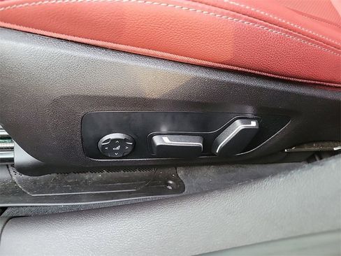 Used 2025 BMW M340i xDrive w/ Premium Package image 16