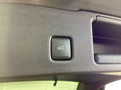 Used 2026 Ford Escape Active w/ Tech Pack #1 AWD/4WD image 11