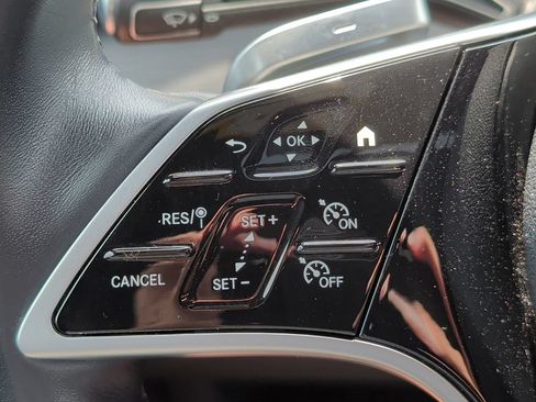 Used 2025 Mercedes-Benz GLE 450 4MATIC image 12