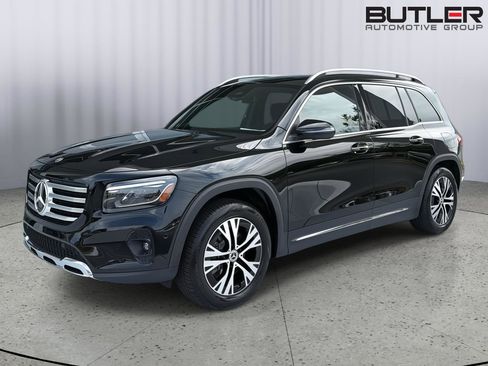 Used 2024 Mercedes-Benz GLB 250 4MATIC image 1