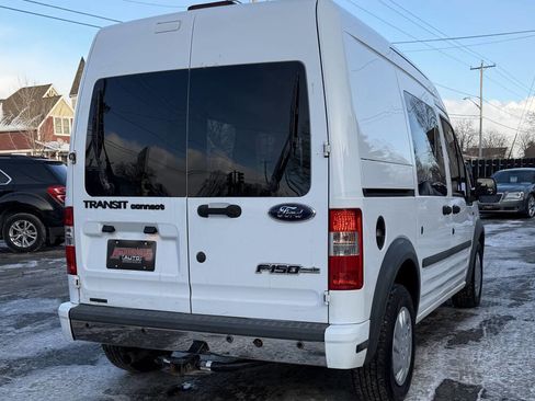 Used 2010 Ford Transit Connect XLT image 10